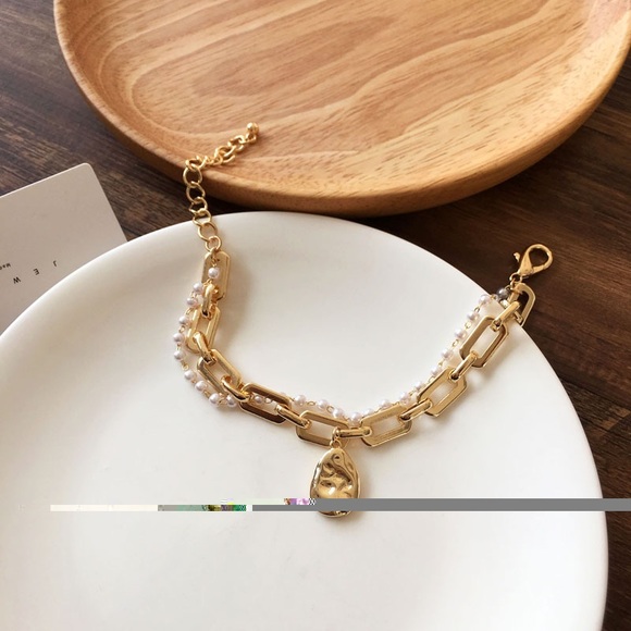 Chunky Paperclip Chain Bracelet, Half Pearl and Half Chain, Double layer golden - Picture 6 of 6